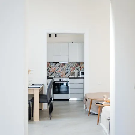 Alcestis Apartamento *